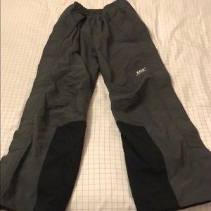 Helly Hansen dark gray waterproof ski pants M